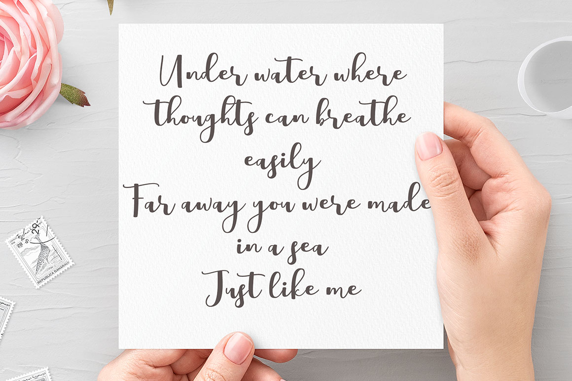 Boulevard Script Font